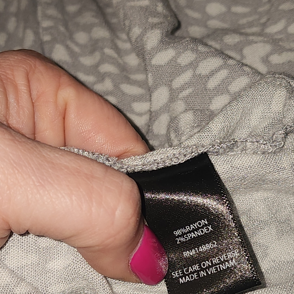 Torrid Gray Patterned Romper - Picture 6 of 6